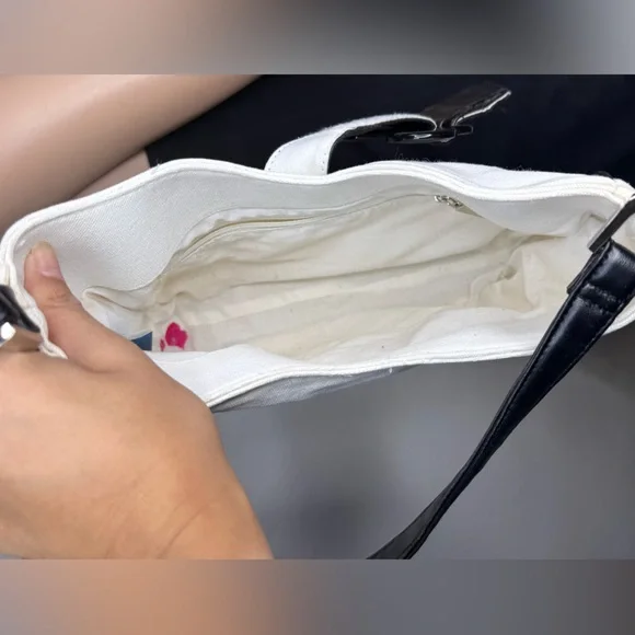 Disney Canvas Tote Bag One Size‎ Cream Off‑White Mickey Icon Zip Interior - Picture 7 of 10